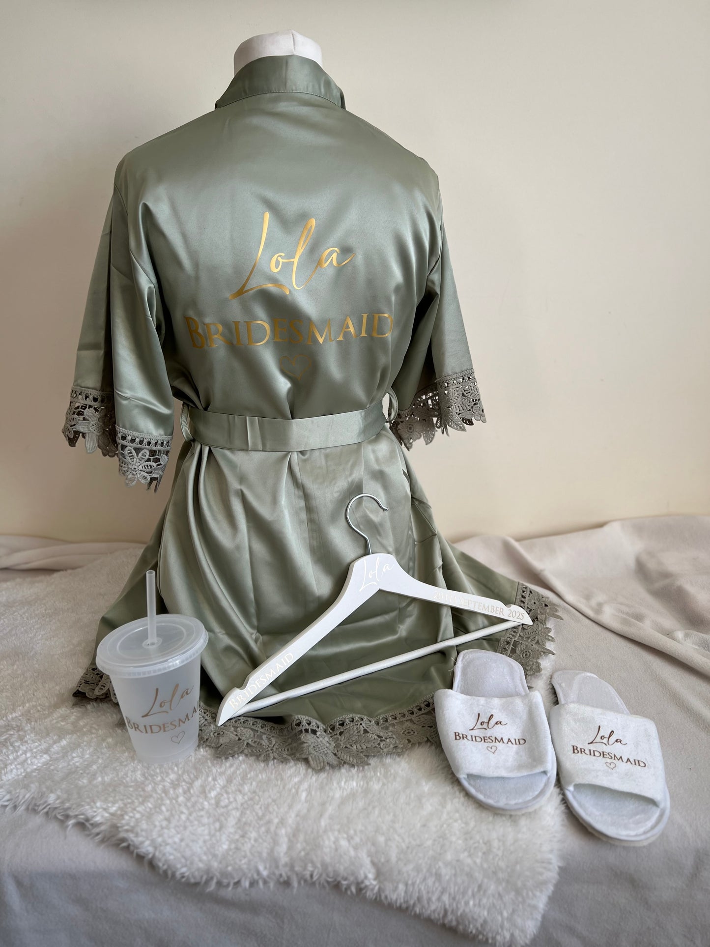 Lace Sleeve Child Robe