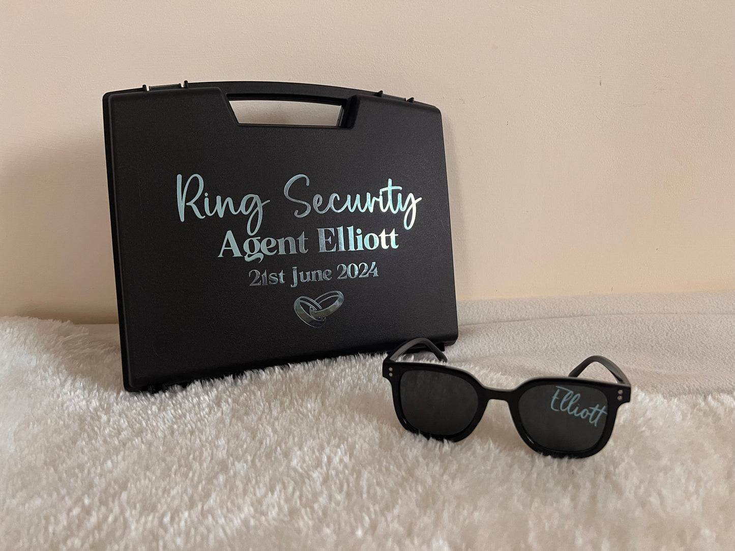 Black Ring Security Carry Briefcase