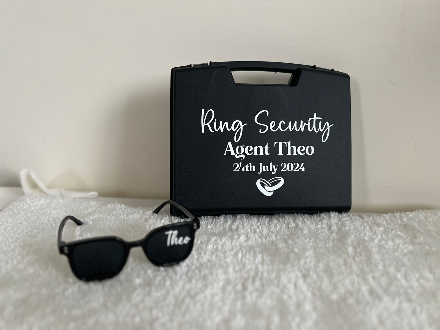 Black Ring Security Carry Briefcase