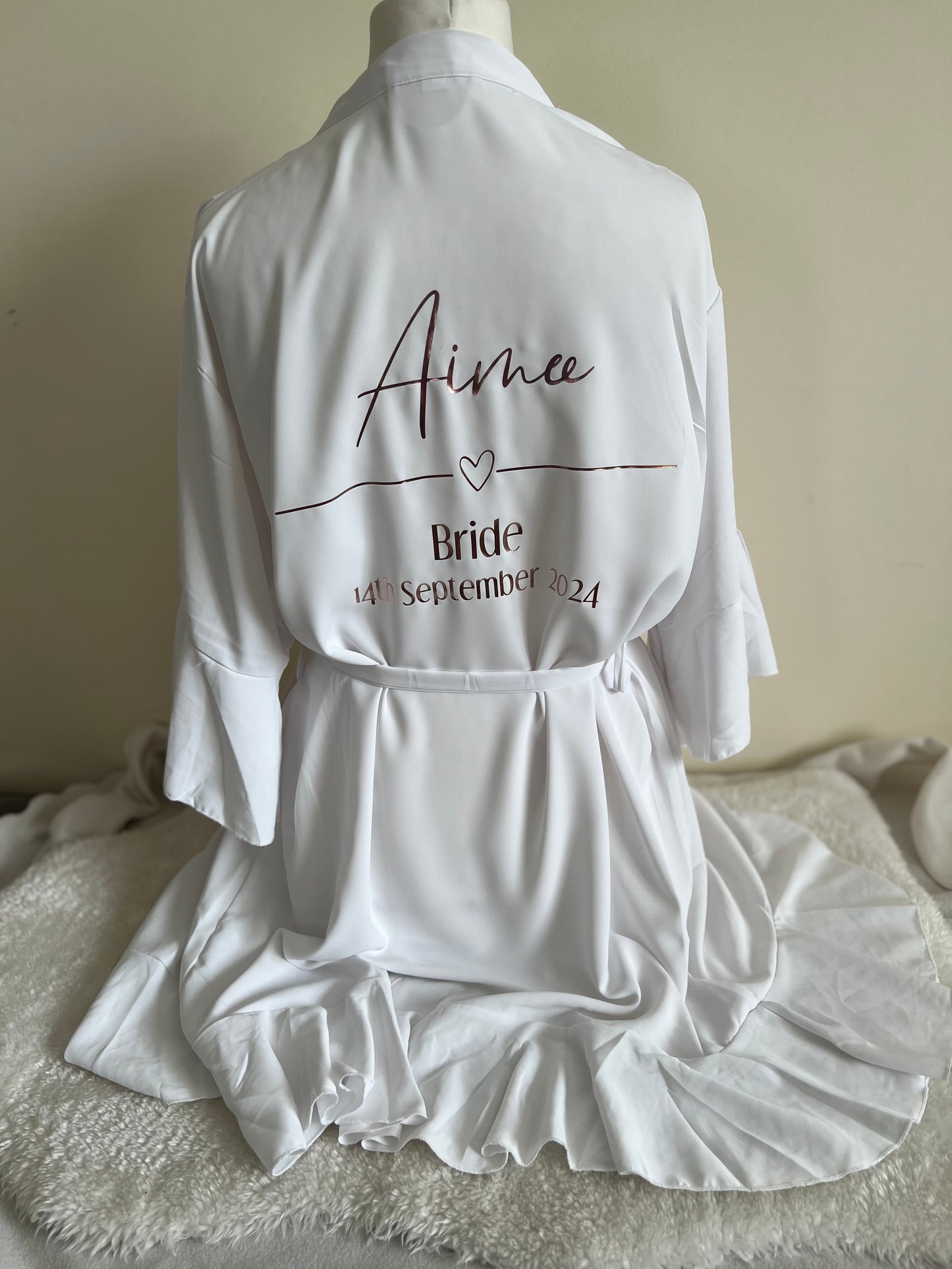Frill Child Sleeve Robe