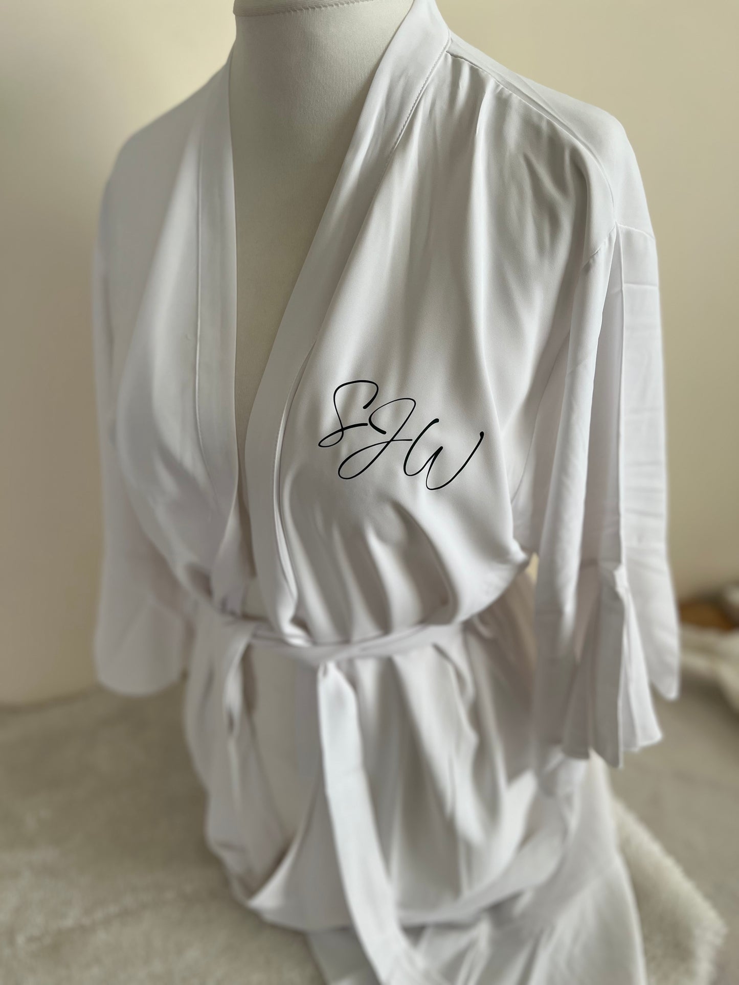 Frill Child Sleeve Robe
