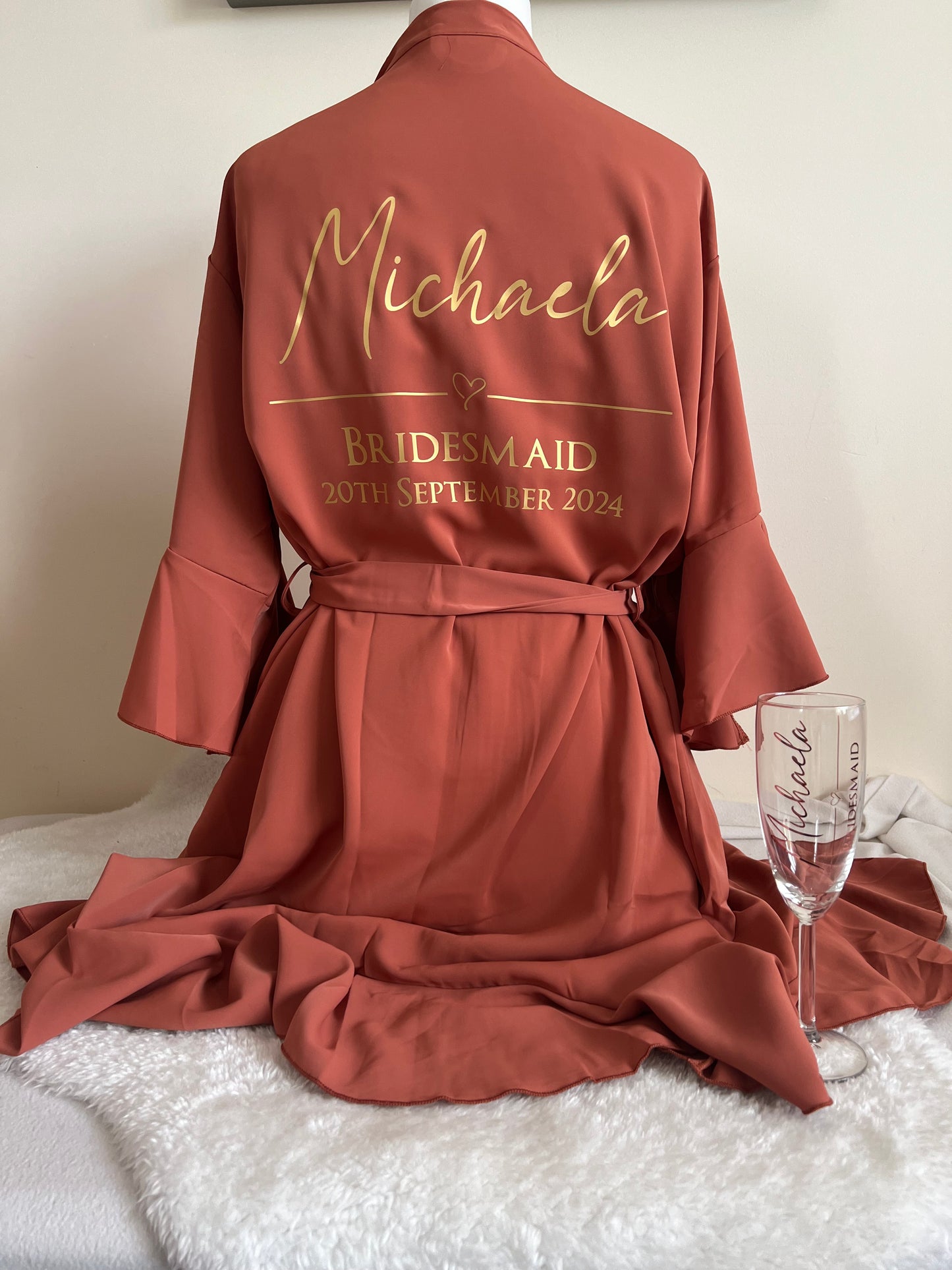 Frill Child Sleeve Robe