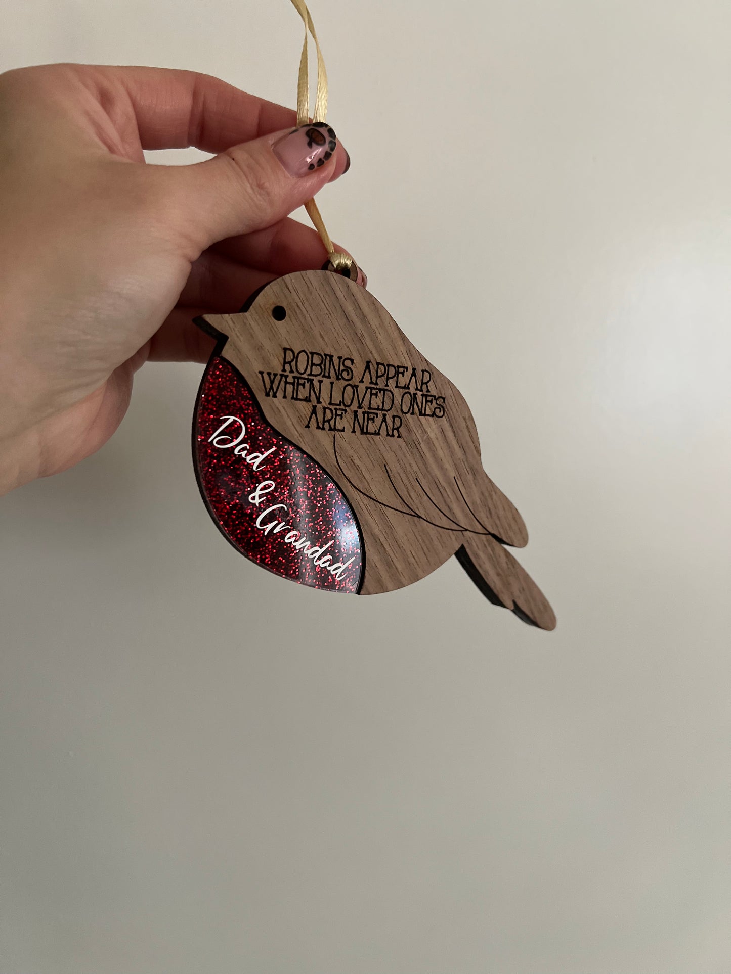 Robin Wooden Memorial Bauble