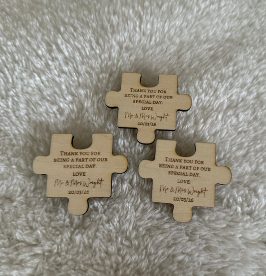 Puzzle piece wedding favours