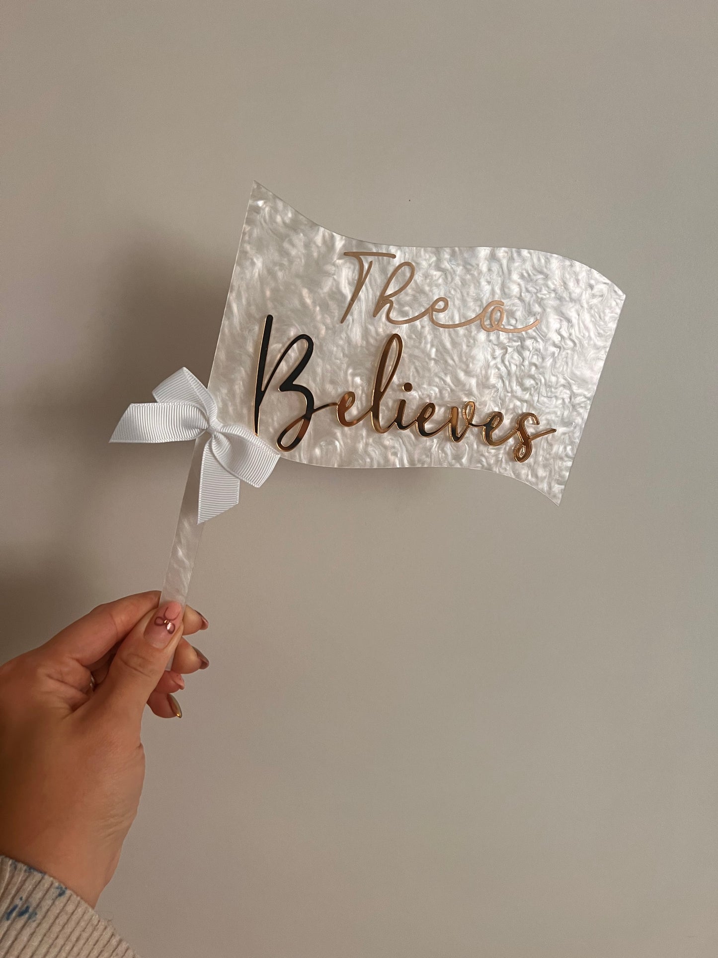 Wooden/Pearl Decorative Flag