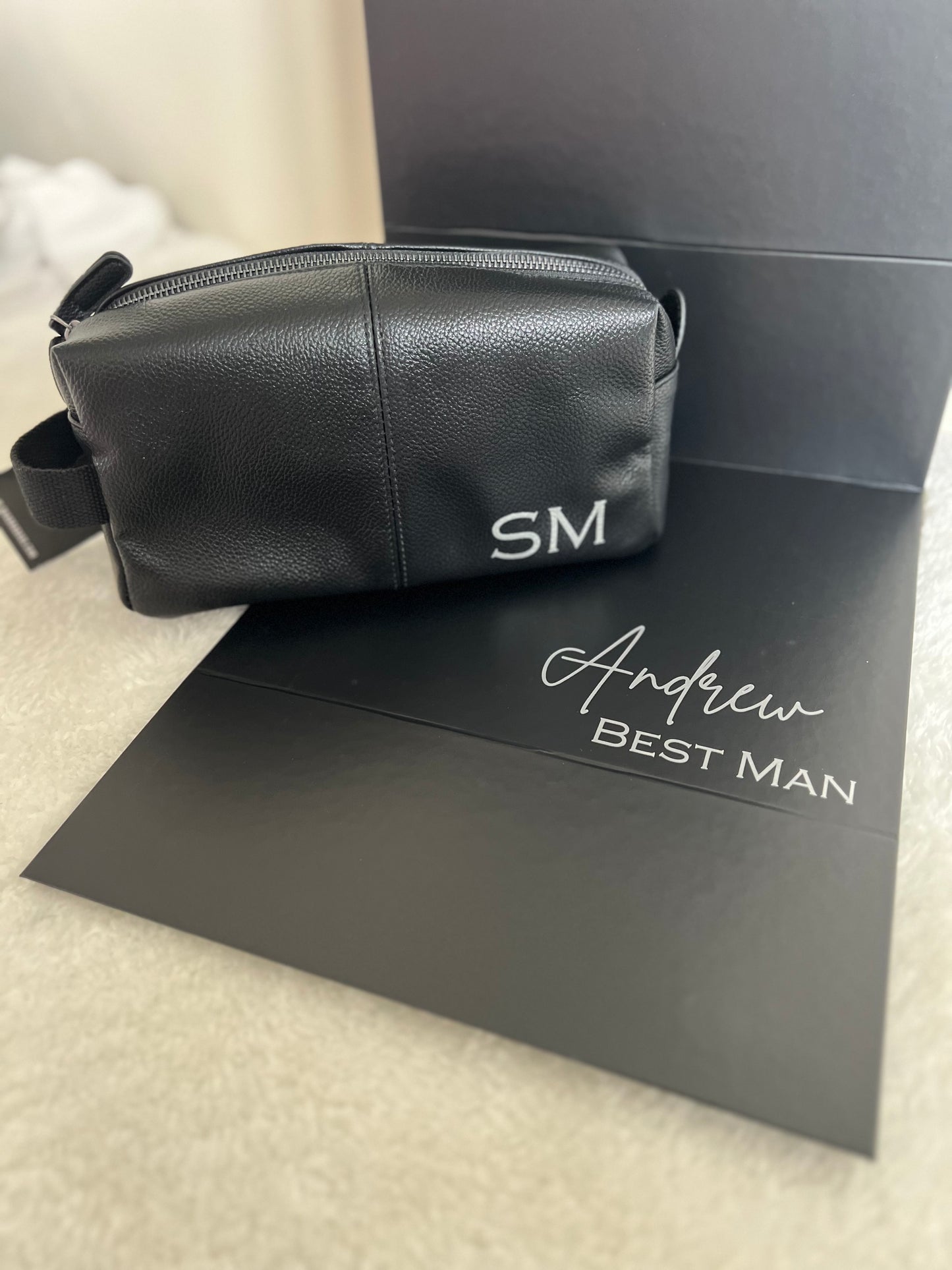 Men’s Black Leather Look Wash Bags